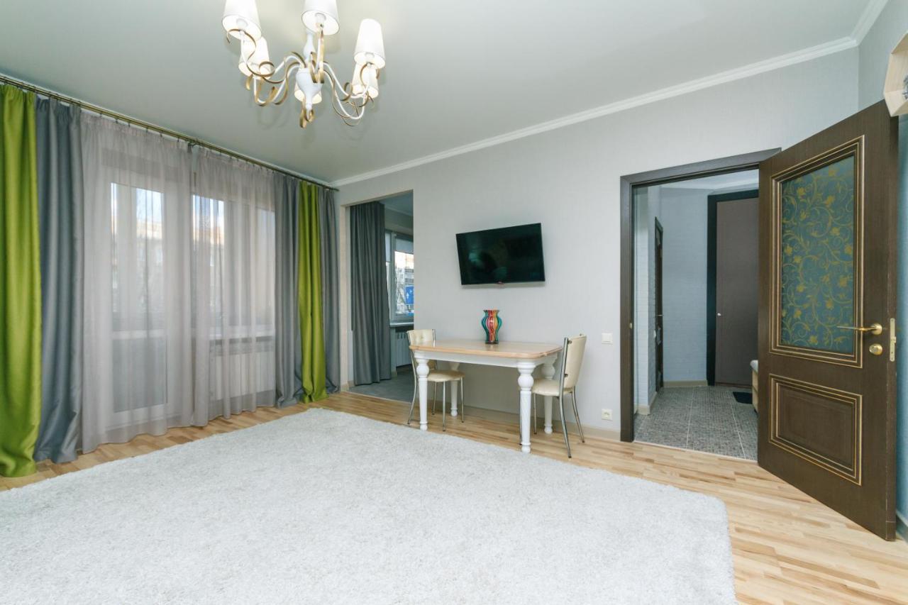 Pechersky Kvartal Apartments Kyiv Exterior photo